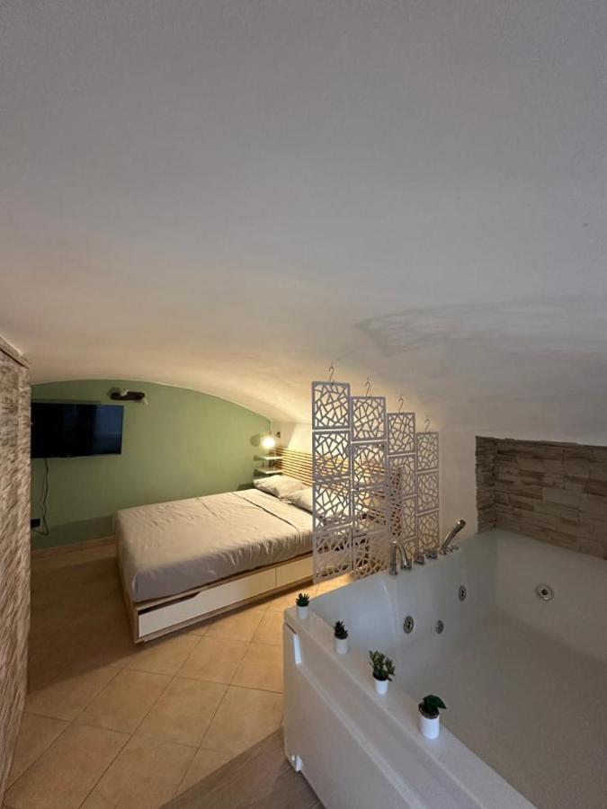 Verdesera Idromassaggio, Netflix, Wifi A Porta Susa Turin Exteriör bild